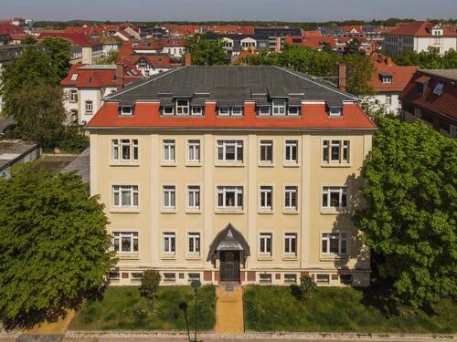 Vorderansicht Haus - 
