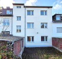 Bezugsfreies 3-Familienhaus, geeignet als Mehrgenerationenwohnen in zentraler Würselener-Wohnlage