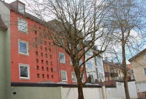 Rückansicht - 3 Zimmer Etagenwohnung zur Miete in Traunstein