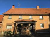 Blick auf Wohnbereich und Wohnbereich - Historische Fachwerkgebäude mit vielseitigen Nutzungsmöglichkeiten