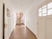 Flur - Helle Maisonettewohnung mit zwei Balkonen im wunderschönen Gohlis!
