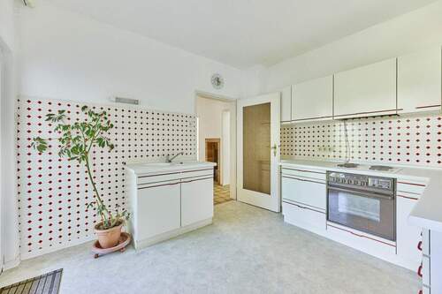 Küche - 6 Zimmer Mehrfamilienhaus, Wohnhaus zum Kaufen in Bad Dürkheim