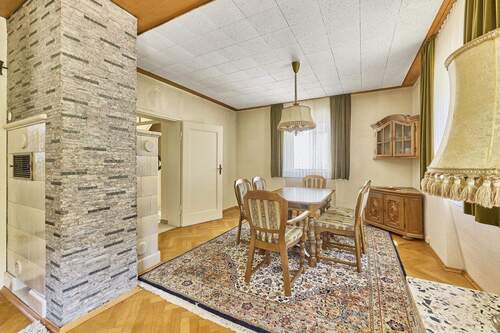 Wohnzimmer - 6 Zimmer Mehrfamilienhaus, Wohnhaus in Bad Dürkheim