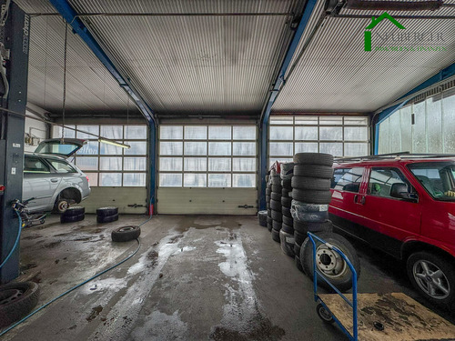 Autowerkstatt - 