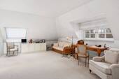 Wohn- und Schlafzimmer (Zimmer 1 