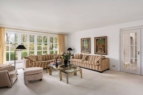 Großzügiges Wohnzimmer (51,14m²) ... - 