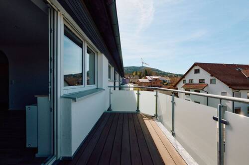 Ihr neuer Sonnenbalkon mit Aussicht - 