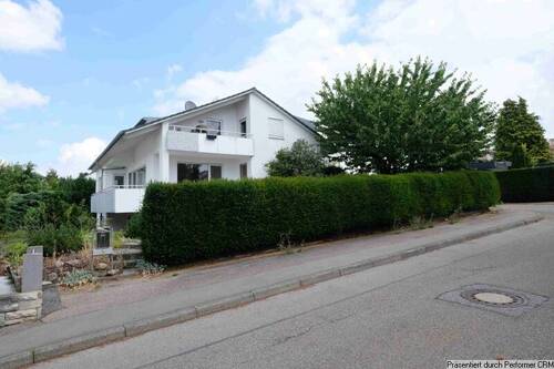 Hausansicht von Südwesten - 9 Zimmer Mehrfamilienhaus, Wohnhaus zum Kaufen in Remseck