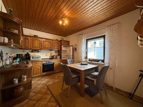 Küche mit Essbereich - 