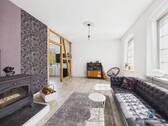 Wohnzimmer & Kamin - 1 Zimmer Einfamilienhaus in Gummersbach