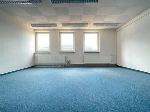Bild 3 - ++ Günstige große Büro- Lagerfläche ++ in Niederwiesa
