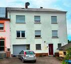 Ansicht - Einfamilienhaus mit Garage - 84.980,00 EUR Kaufpreis, ca.  160,00 m² Wohnfläche