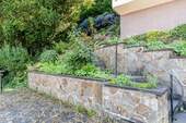Treppenaufgang - Mehrfamilienhaus, Wohnhaus mit 176,00 m² in Brohl-Lützing zum Kaufen
