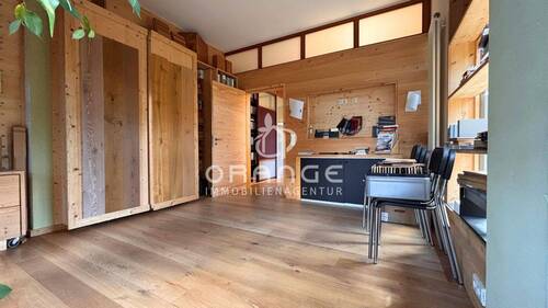 Flexibler Büro-/Showroom-Bereich mit Außenzugang - 