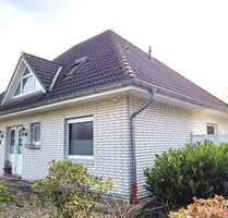 Großzügiger Bungalow mit Garage, Terr. u. kl. Garten. - Rhauderfehn Westrhauderfehn