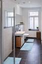 Bad 2 mit Dusche - 