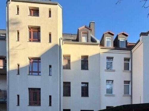 Haus Rückansicht - 5 Zimmer Etagenwohnung in Leipzig
