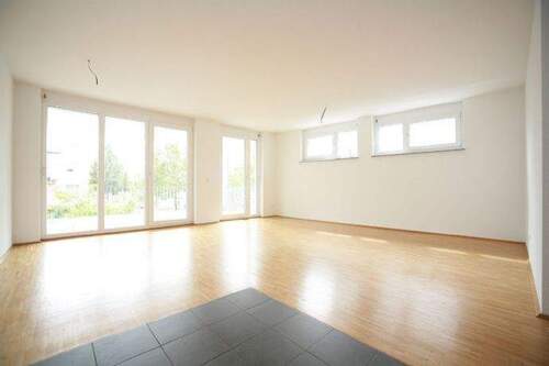 Bild 8 - Großzügige 4,5 Zimmerwohnung im Scharnhauser Park