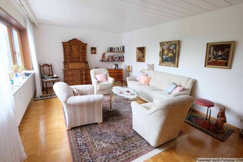 Wohnzimmer - 3 Zimmer Etagenwohnung in Leinfelden-Echterdingen