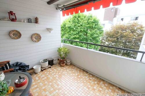 Großer, überdachter Balkon - Etagenwohnung mit 83,00 m² in Leinfelden-Echterdingen zum Kaufen