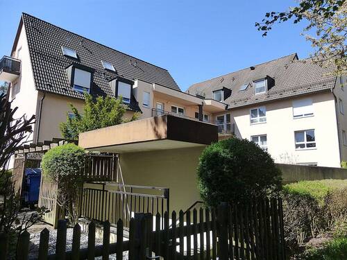 Gebäudeansicht -Nordseite-, Blick 1 - 3 Zimmer Etagenwohnung zur Miete in Nürnberg