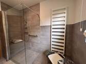 Bodentiefe Dusche EG - 