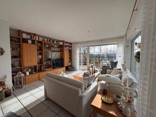 Blick ins Grüne - Einfamilienhaus mit 197,00 m&sup2; in Lüdenscheid zum Kaufen