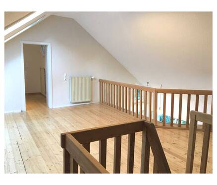 E2 Galerie - Wohnzimmer.jpg - 
