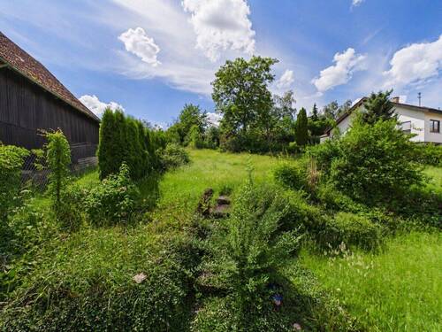 Blick in den Garten - Einfamilienhaus mit 170,00 m&sup2; in Oberndorf am Neckar / Bochingen zum Kaufen
