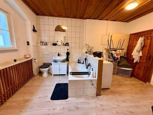 Wunderburg 3 OG W1 Bad - 