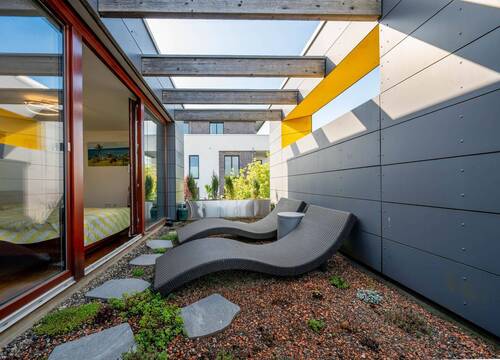 Dachatrium - Architektur seiner Zeit voraus - Modernes Reihenendhaus mit Dachatrium am Riedberg (Altkönigblick)