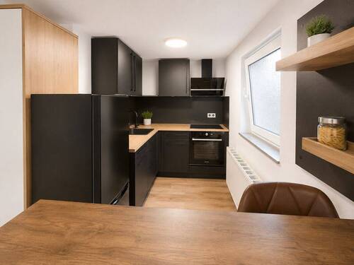 Schöne Küche - 1 Zimmer Etagenwohnung zum Kaufen in Villingen-Schwenningen