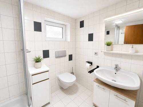 Bad - Etagenwohnung mit 34,00 m&sup2; in Villingen-Schwenningen zum Kaufen