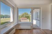 Wohnbereich Zugang Terrasse EG - 