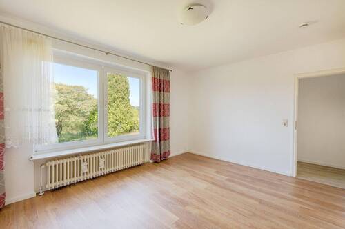 Schafzimmer EG mit Gartenblick - 