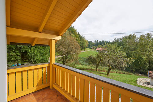 Balkon (über Garage) - 