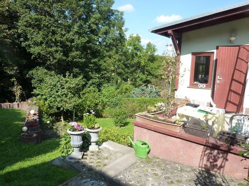 Schön angelegter Garten - 