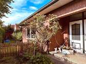 Vorderansicht mit Eingangsbereich - Für das größte Abenteuer: Familie! Ein Haus voller Möglichkeiten -