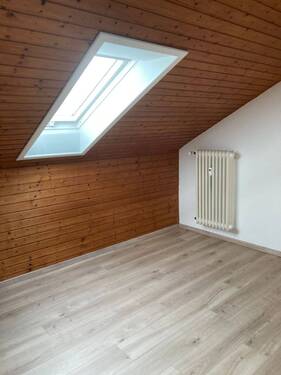 Zimmer1 - 3 Zimmer Etagenwohnung zur Miete in Haag in Oberbayern