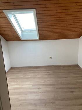 Zimmer2 - 3 Zimmer Etagenwohnung in Haag in Oberbayern