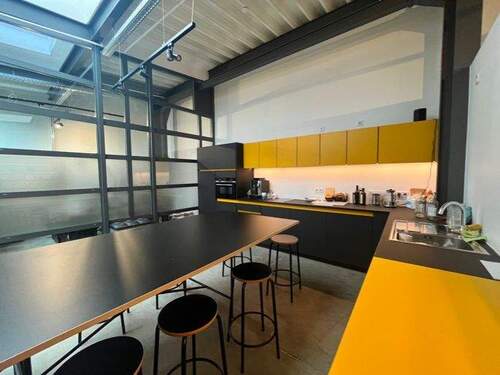 Küche - Büro mit 45,00 m&sup2; in Düsseldorf zur Miete