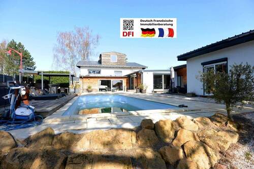 1 - Luxuriöses Wohnensemble mit Pool, Spa & 350 m² Wohnfläche für 1-2 Familien