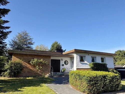 Reserviert - 6 Zimmer Einfamilienhaus zum Kaufen in Lage