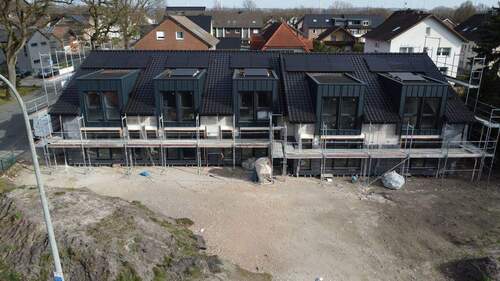 Straßenansicht - 4 Zimmer Reihenmittelhaus in Paderborn / Marienloh