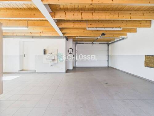 Garage - 