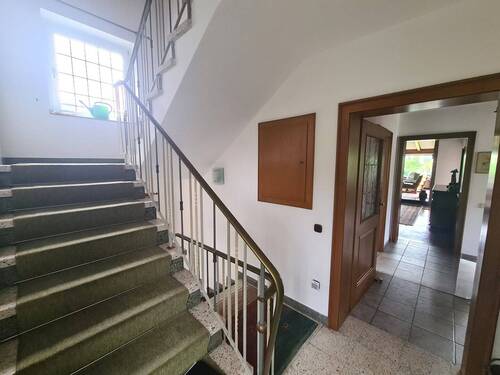 Eingangsbereich, Treppenhaus - 