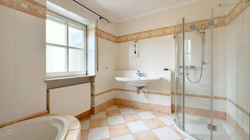 Badezimmer UG - 