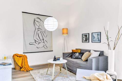 Wohnbereich - 2 Zimmer Etagenwohnung zum Kaufen in Norderstedt