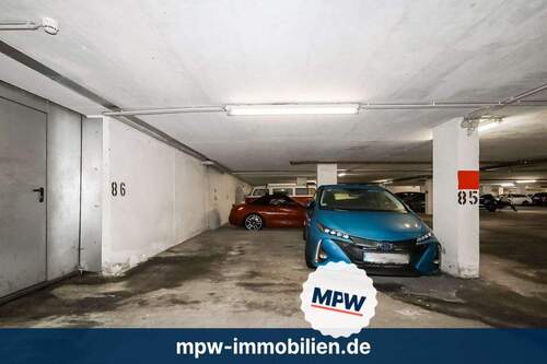 Tiefgaragenstellplatz - die Parkplatzsuche hat ein Ende: Tiefgaragenstellplatz in zentraler Lage