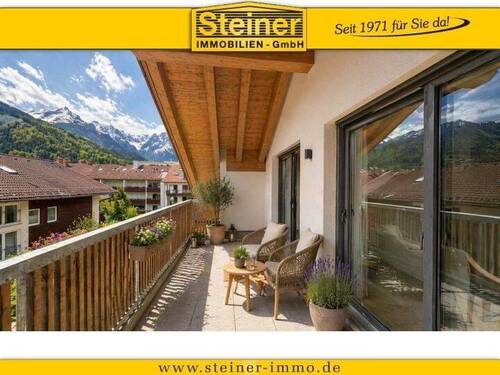 Blick vom Balkon - 2-Zimmer-Dachgeschoss-Wohnung ca. 70 m², EBK, Balkon, Lift, Keller, TG a. W.
